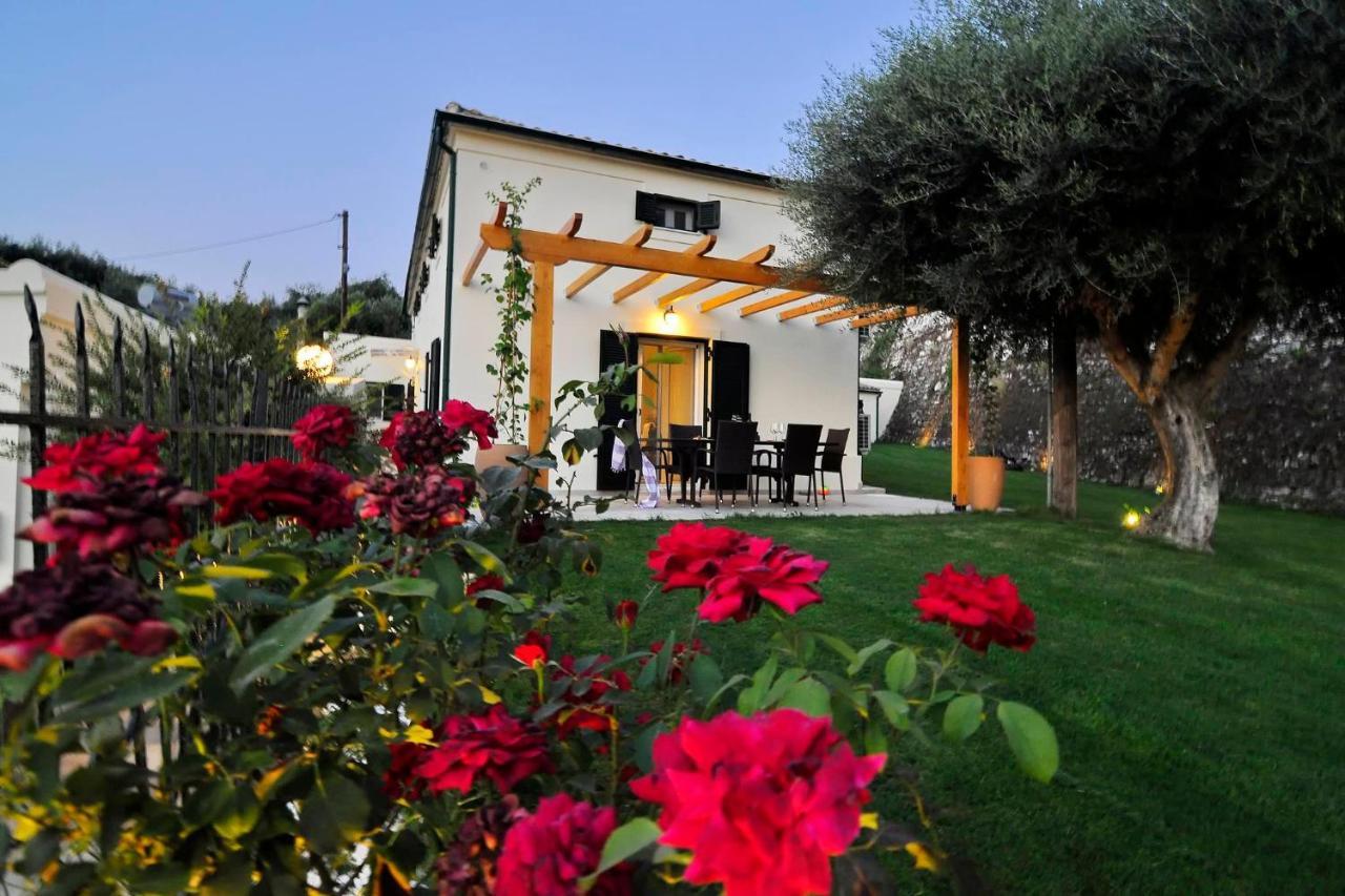 Myronis Villa Corfu Town Exterior photo